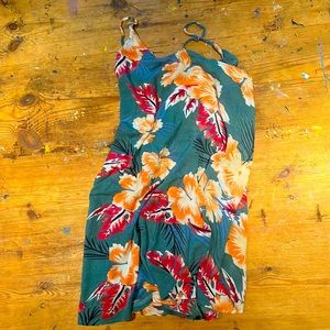 ROXY hibiscus cover-up